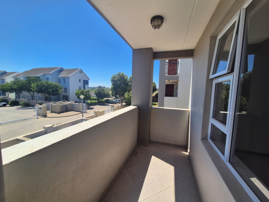To Let 2 Bedroom Property for Rent in Buh Rein Estate Western Cape